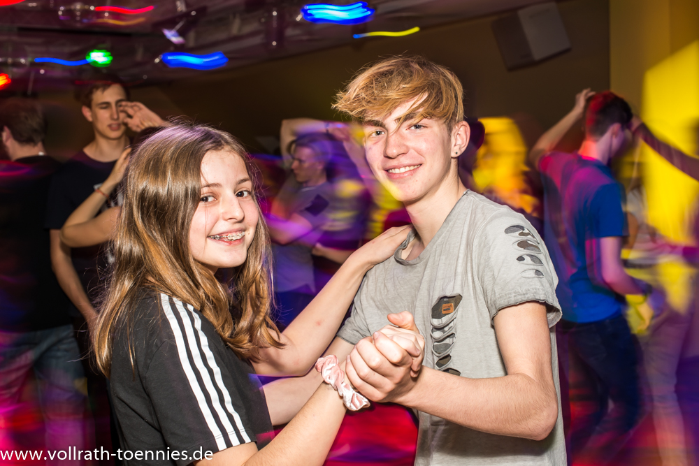 2019 11 09 Tanzparty Jugend 0125